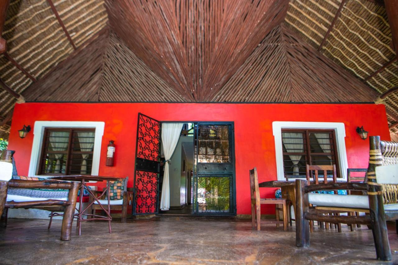 Oasis Diani Beach Villas Экстерьер фото